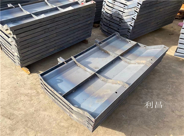 水泥防撞牆模板