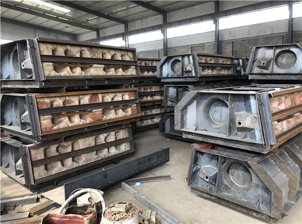 階梯（tī）式擋土牆模具