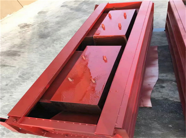 箱式護坡（pō）模具